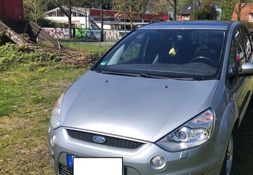 Ford S-Max 331.000 km 3.690 &euro; Oldenburg 26123