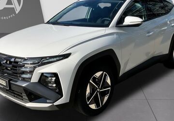 Hyundai TUCSON 8.000 km 33.990 &euro; Oldenburg 26135