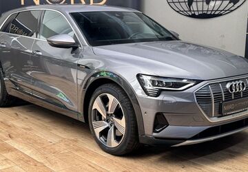 Audi e-tron 30.013 km 30.990 &euro; Rastede/ Wahnbek 26180
