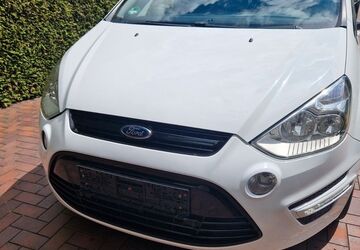 Ford S-Max 238.000 km 5.200 &euro; Oldenburg 26135