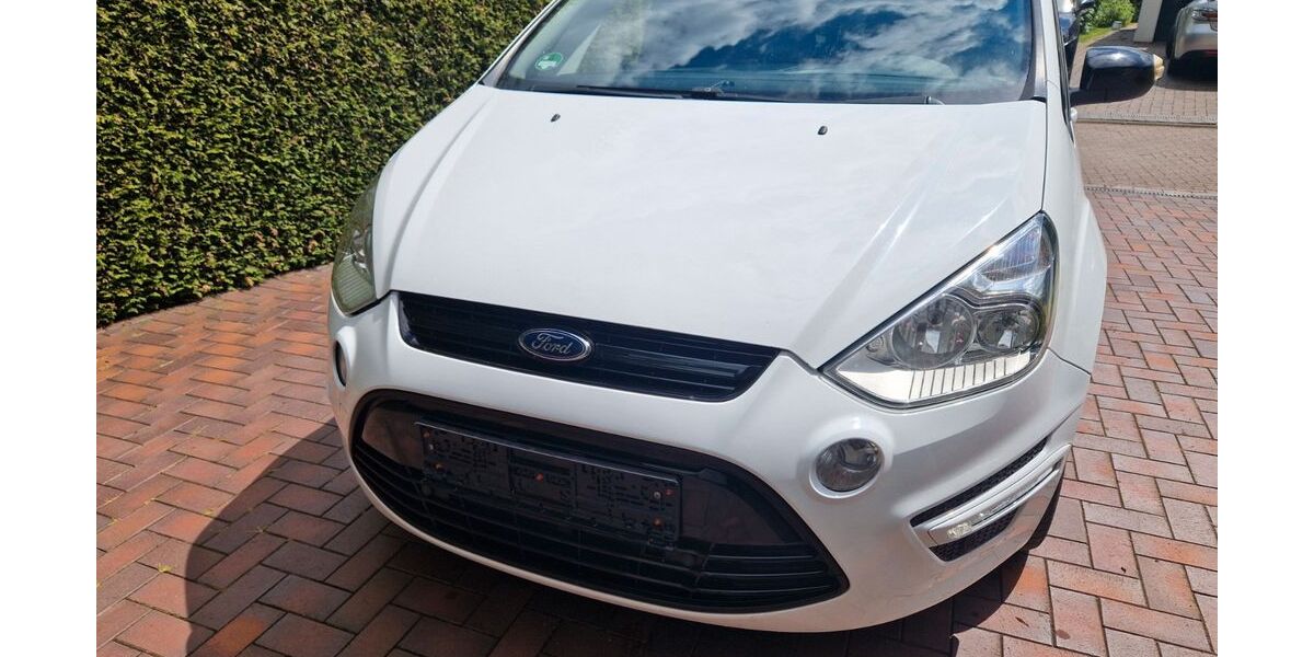 Ford S-Max 238.000 km 5.200 &euro; Oldenburg 26135