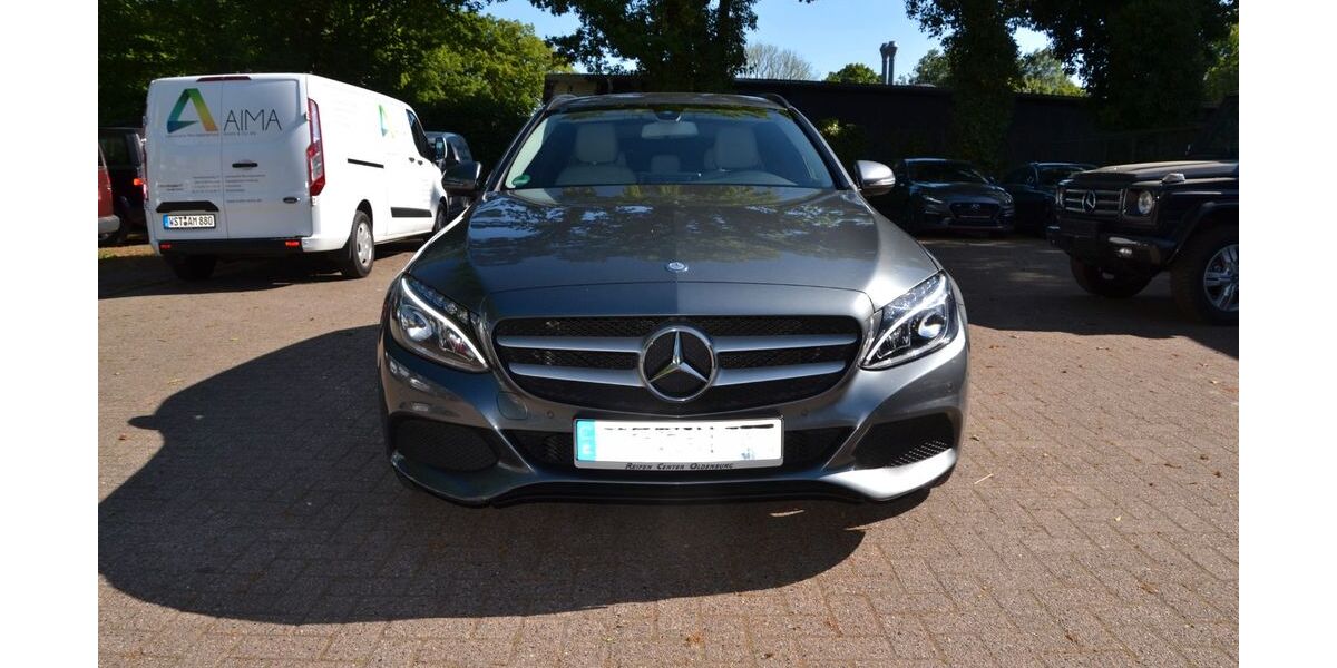 Mercedes-Benz C 200 302.500 km 10.000 &euro; Oldenburg 26125