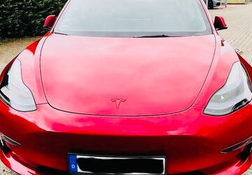 Tesla Model 3 58.400 km 32.500 &euro; Friesoythe 26169
