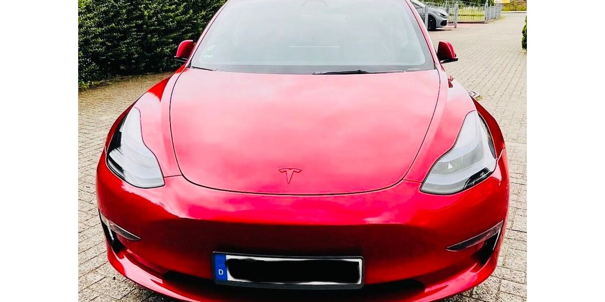 Tesla Model 3 58.400 km 32.500 &euro; Friesoythe 26169