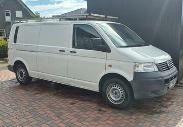 VW T5 Transporter 151.472 km 7.950 &euro; Friesoythe 26169