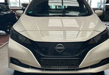 Nissan Leaf 144.000 km 11.990 &euro; Oldenburg 26125