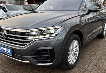 VW Touareg 156.200 km 26.999 &euro; Oldenburg 26129