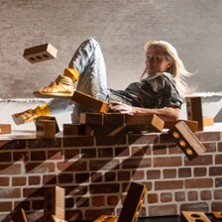 Lügen lernen 22.05.2027 Exbar (Exerzierhalle)