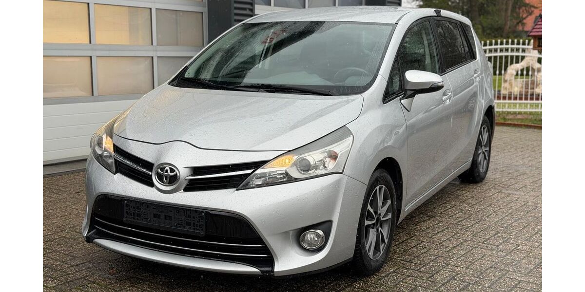 Toyota Verso 504.900 km 3.690 &euro; Bösel 26219