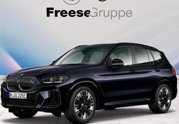 BMW iX3 12.105 km 44.990 &euro; Oldenburg 26135