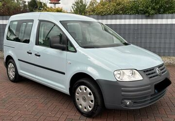 VW Caddy 86.000 km 5.490 &euro; Oldenburg 26135