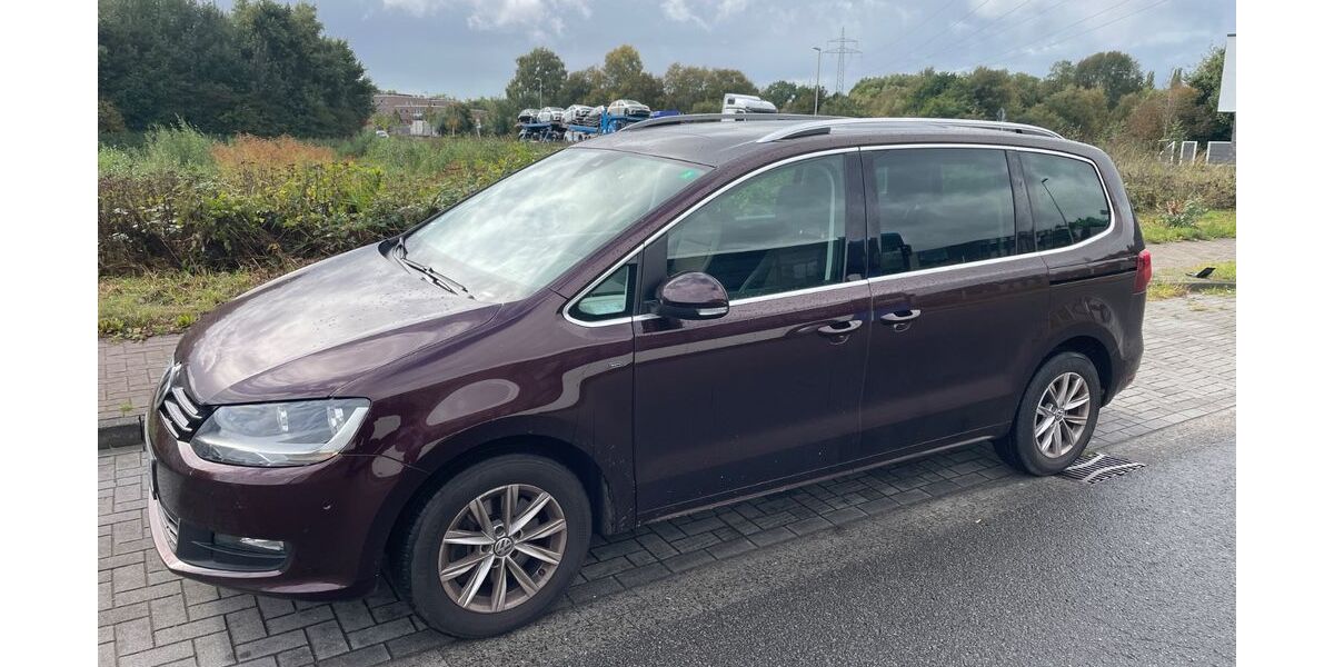 VW Sharan 299.999 km 10.800 &euro; Oldenburg 26122
