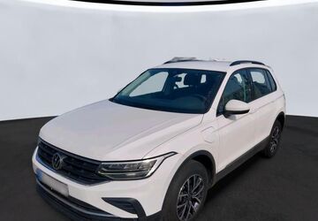 VW Tiguan 63.800 km 26.890 &euro; Varel 26316