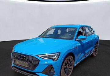 Audi e-tron 88.395 km 35.700 &euro; Rastede/ Wahnbek 26180