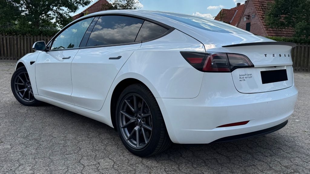 Tesla Model 3 155.000 km 24.499 &euro; Garrel 49681