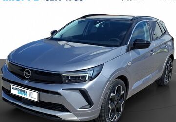 Opel Grandland (X) 26.152 km 22.490 &euro; Oldenburg 26135