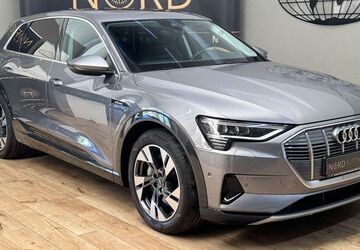 Audi e-tron 54.900 km 33.900 &euro; Rastede/ Wahnbek 26180