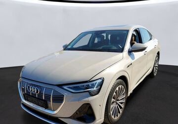 Audi e-tron 31.492 km 33.800 &euro; Rastede/ Wahnbek 26180