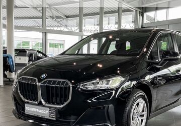 BMW 218 Active Tourer 43.324 km 22.990 &euro; Oldenburg 26123