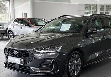 Ford Focus 26.780 km 22.990 &euro; Oldenburg 26123