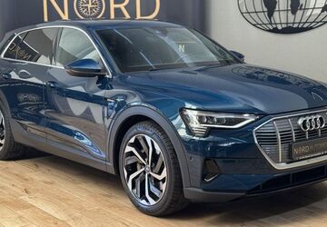 Audi e-tron 31.600 km 36.990 &euro; Rastede/ Wahnbek 26180