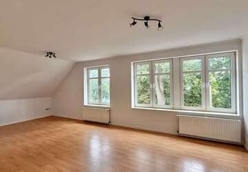 Wohnung Elsfleth - 3 Zimmer, 94 m&sup2;, 660&euro; | Angebot:27307455